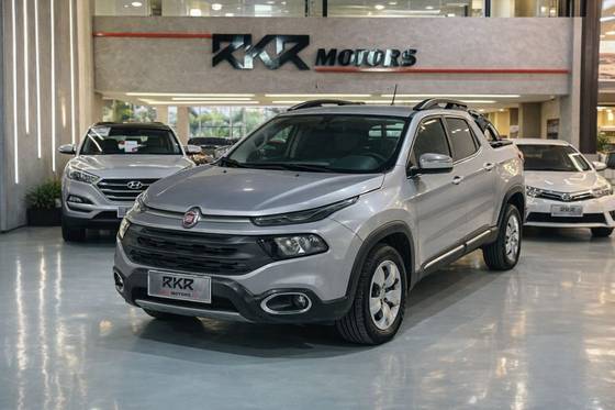 FIAT TORO 1.8 16V EVO FLEX ENDURANCE AT6 FIAT TORO 1.8 16V EVO FLEX ENDURANCE AT6